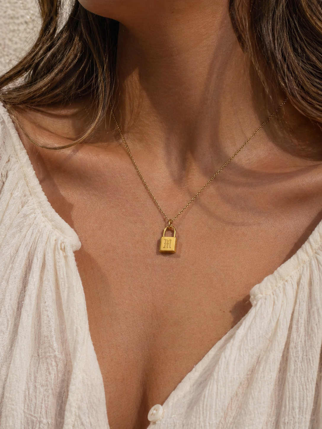 Désir Necklaces