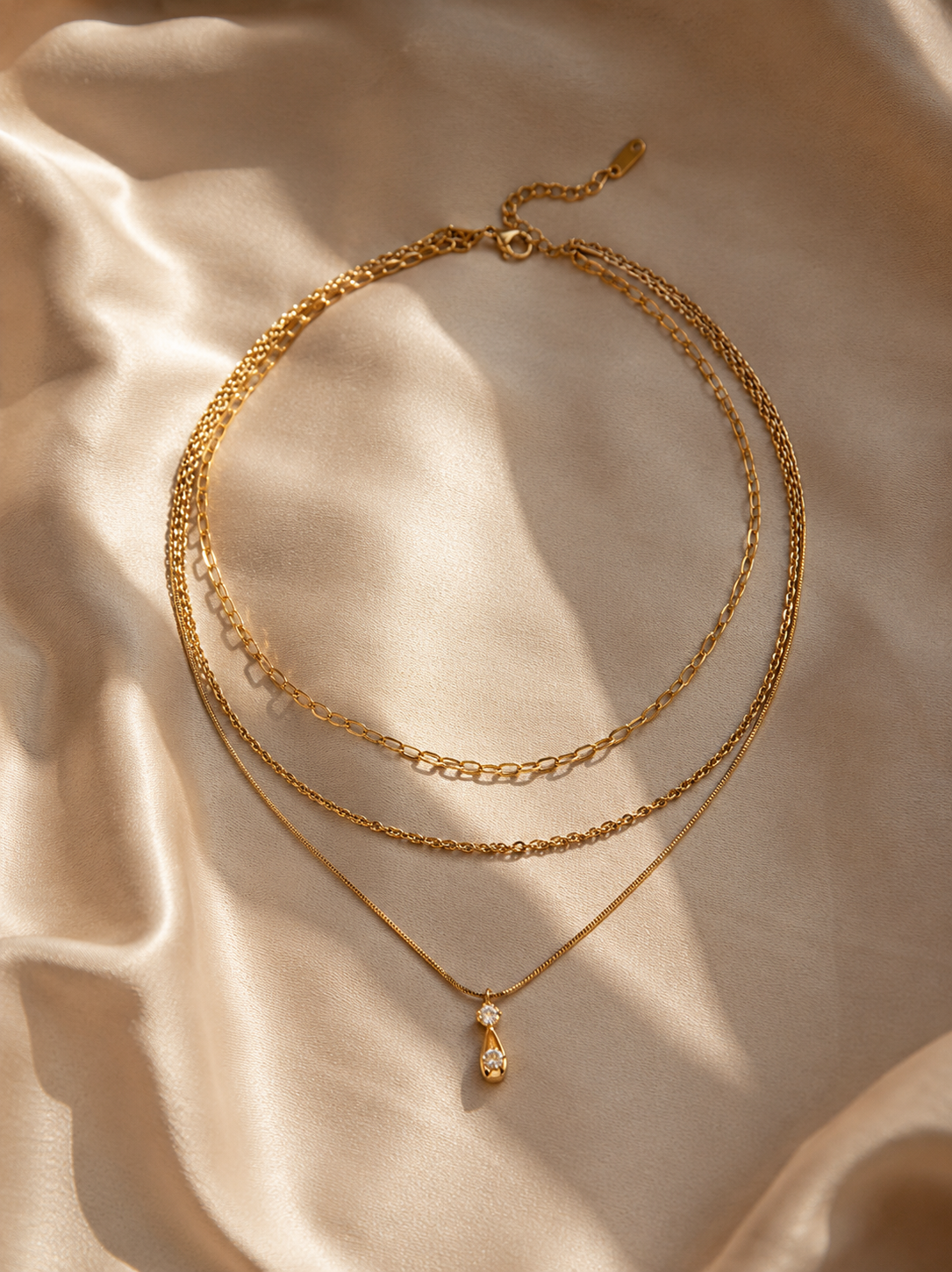 Elaré Necklaces