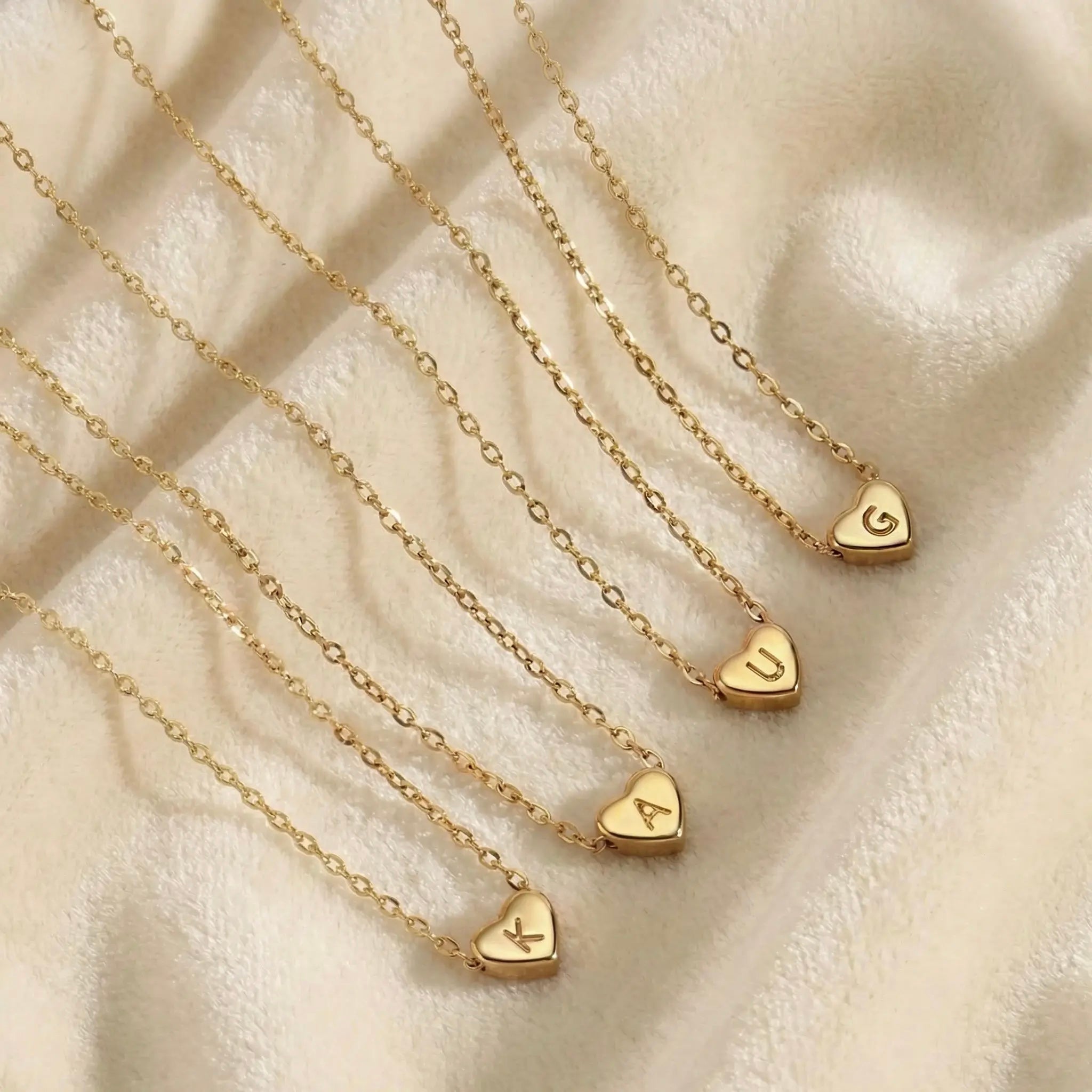 Amour Necklace