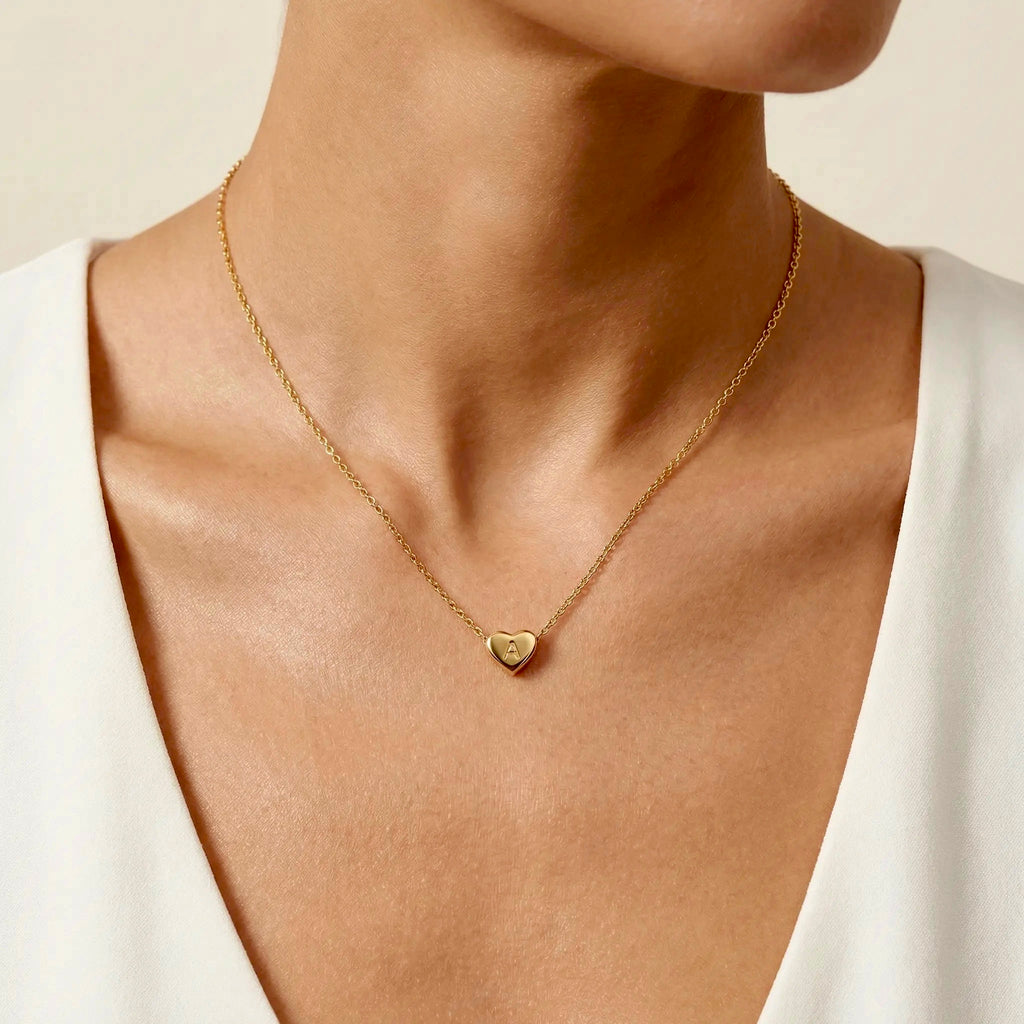Amour Necklace