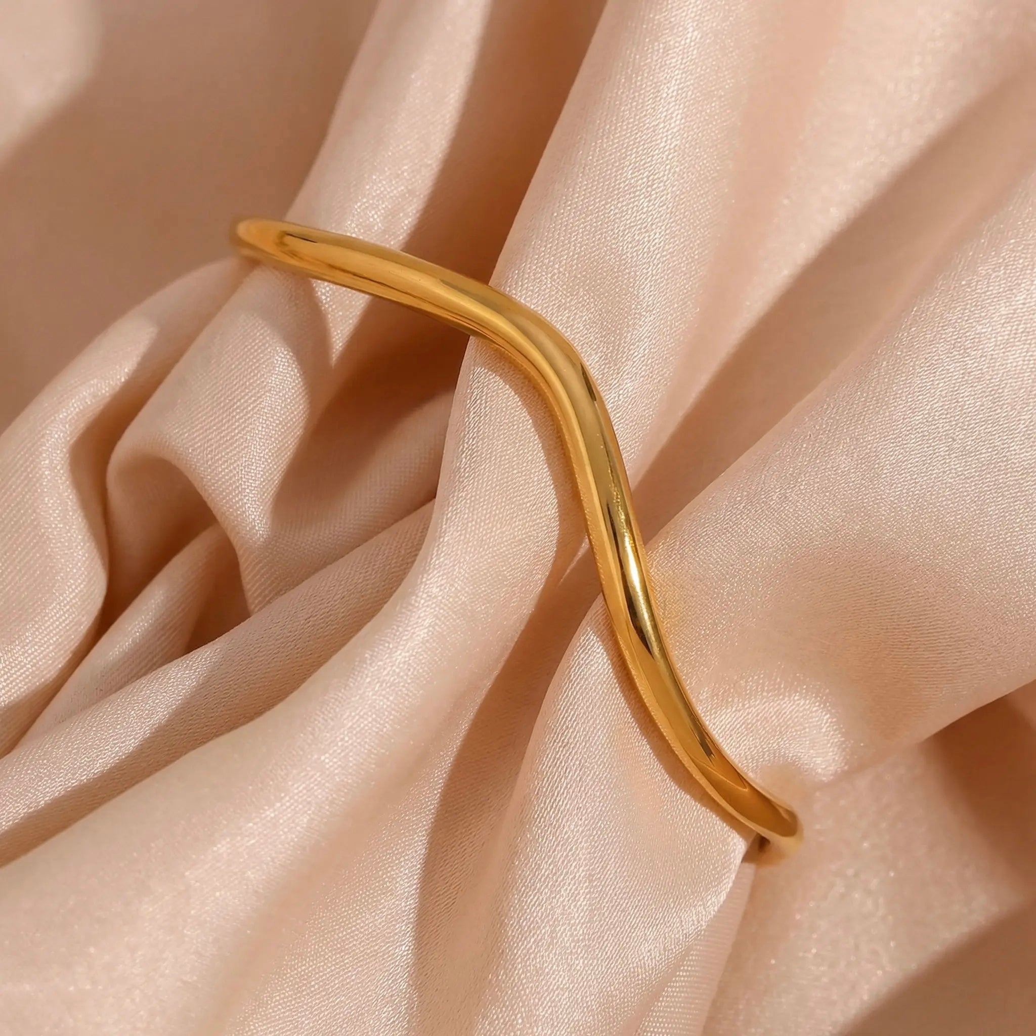 Wave Bracelet
